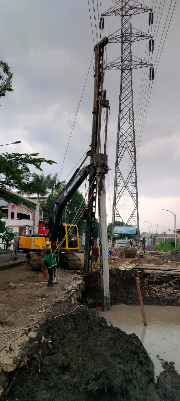 Diesel Pile Excavator 2